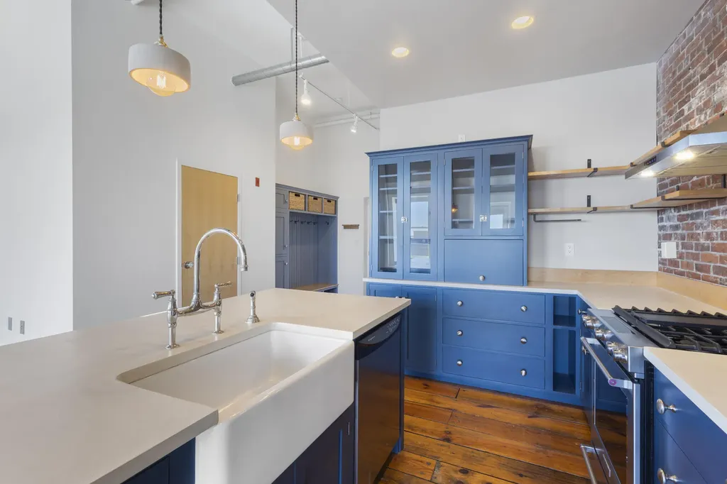 15 Brown Street Portland ME 04101