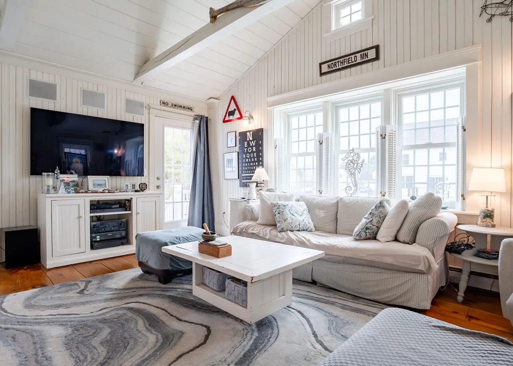 15 Fowler Farm Road Scarborough ME 04074