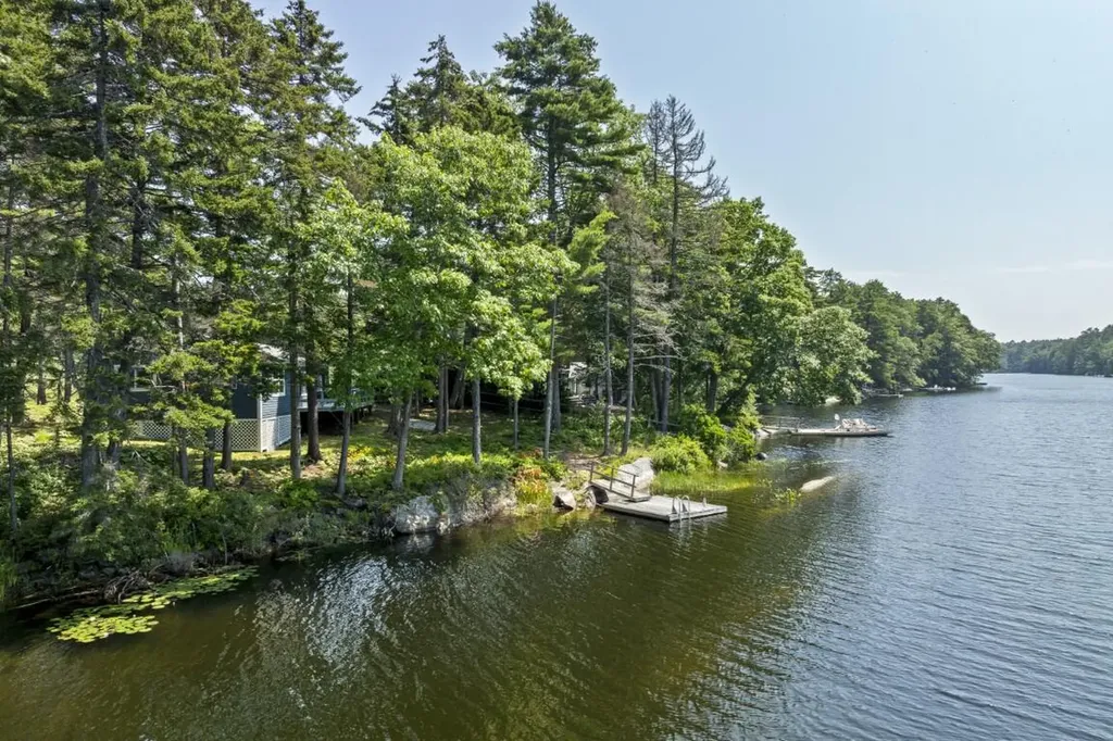 42 Wawenock Trail Boothbay Harbor ME 04538