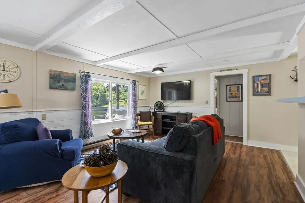42 Wawenock Trail Boothbay Harbor ME 04538