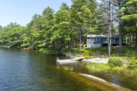 42 Wawenock Trail Boothbay Harbor ME 04538