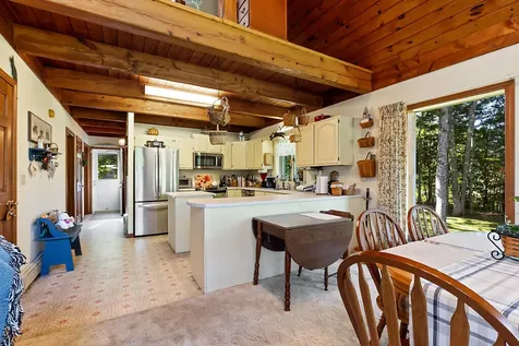 691 Middle Road Dresden ME 04342