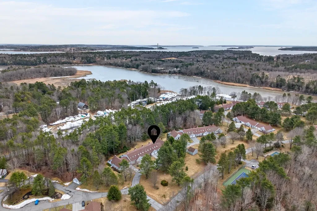 15 Blueberry Cove Yarmouth ME 04096
