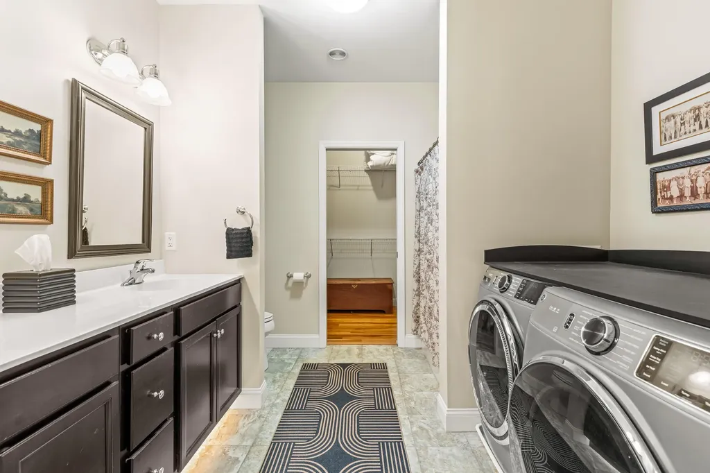 23 Chamberlain Way Kennebunk ME 04043