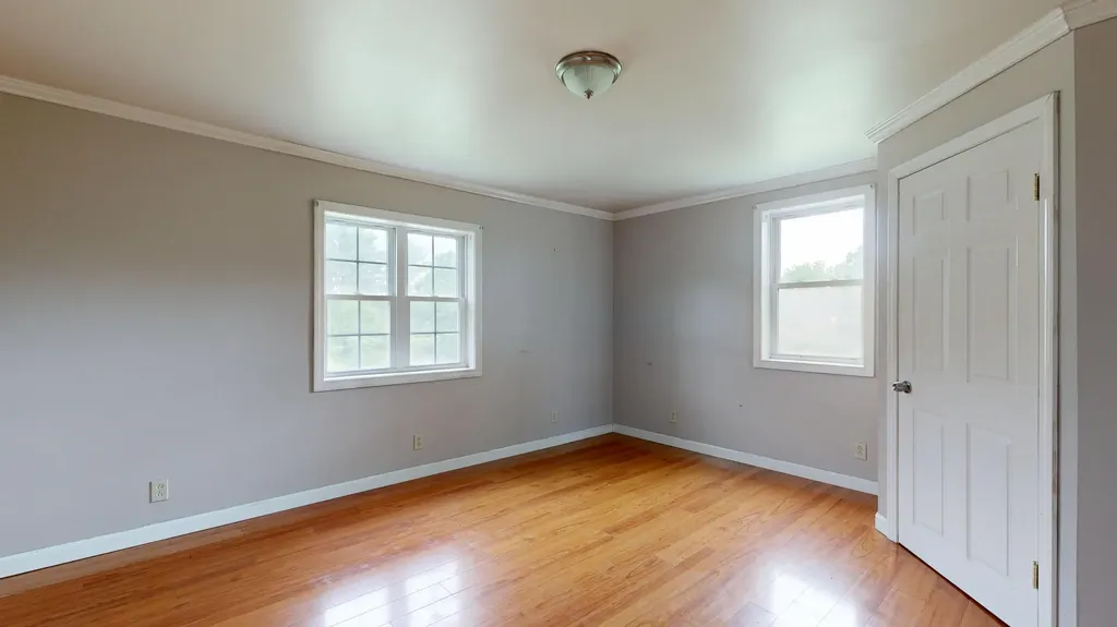 445 W River Road Augusta ME 04330