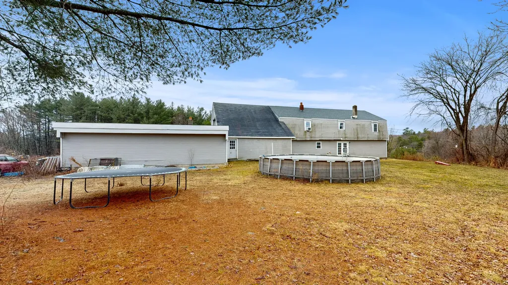 445 W River Road Augusta ME 04330