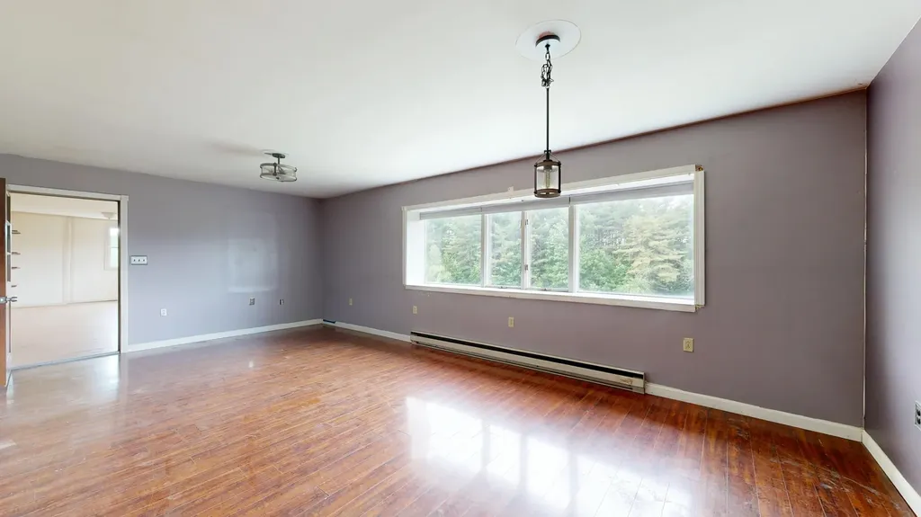 445 W River Road Augusta ME 04330