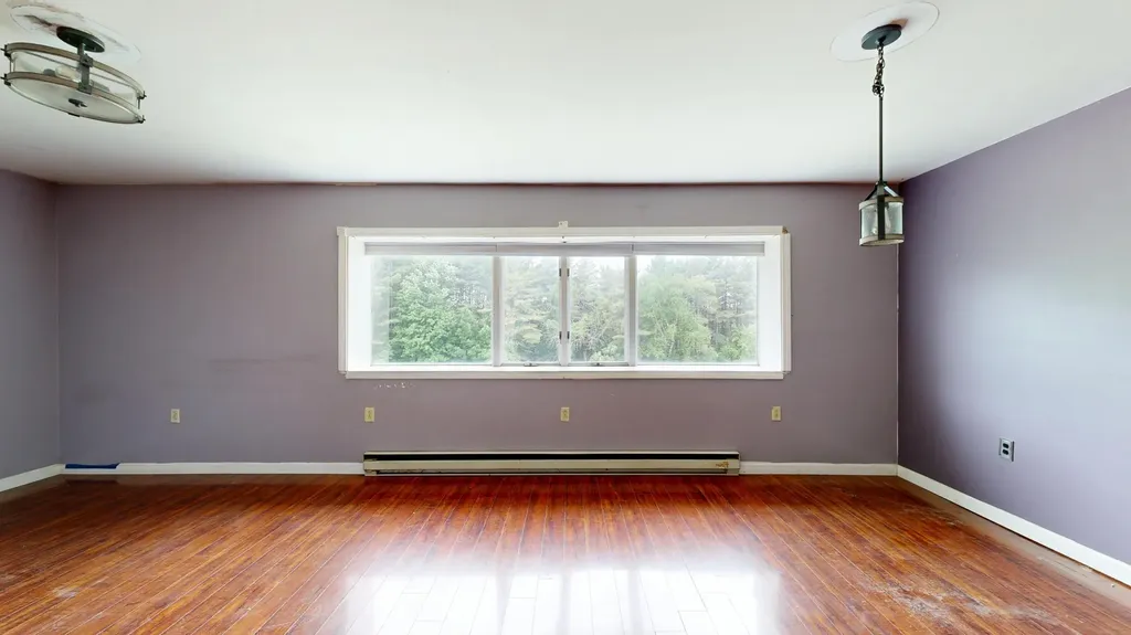 445 W River Road Augusta ME 04330
