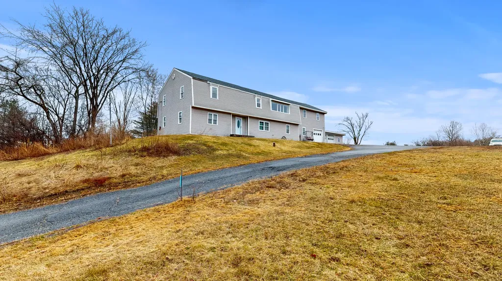 445 W River Road Augusta ME 04330