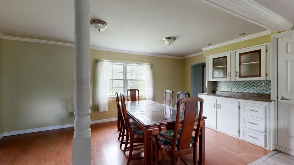 445 W River Road Augusta ME 04330