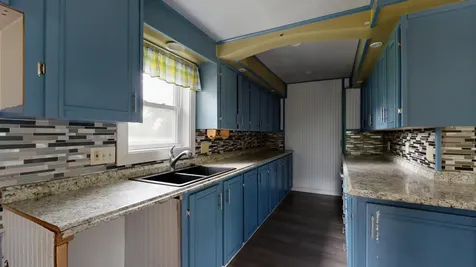 445 W River Road Augusta ME 04330