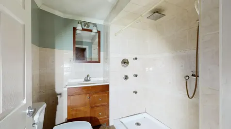 445 W River Road Augusta ME 04330