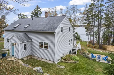 30 Spritsail Lane Harpswell ME 04066