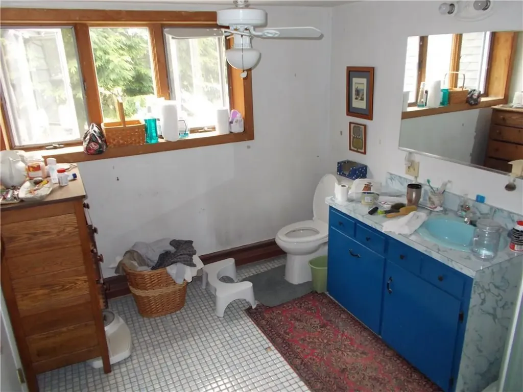 215 Robinson Road Waldoboro ME 04572