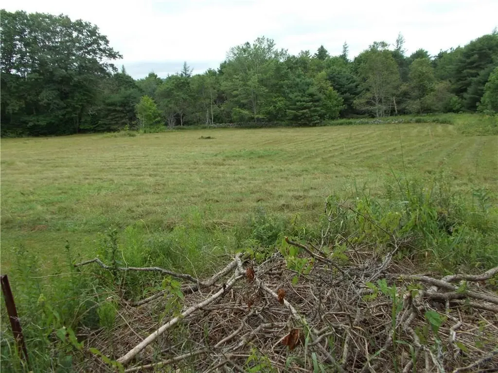 215 Robinson Road Waldoboro ME 04572