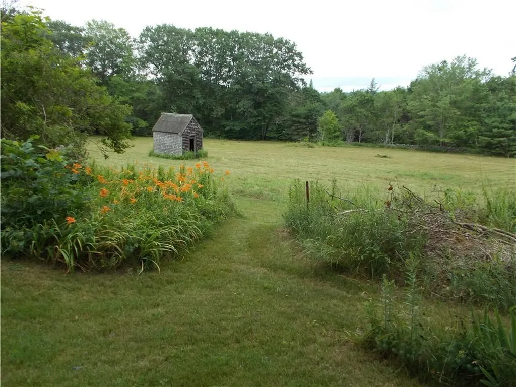 215 Robinson Road Waldoboro ME 04572