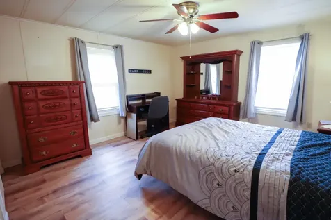 9 Lynewood Drive Norway ME 04268