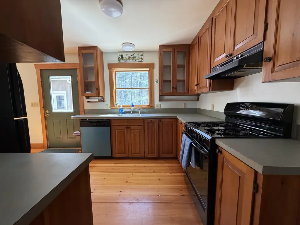 15 Eagle Lane Damariscotta ME 04543