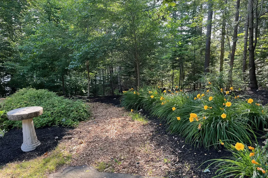 93 Governors Point Road Harpswell ME 04079