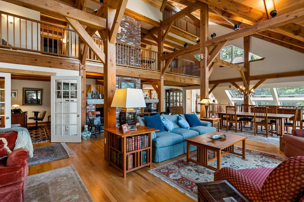 93 Governors Point Road Harpswell ME 04079