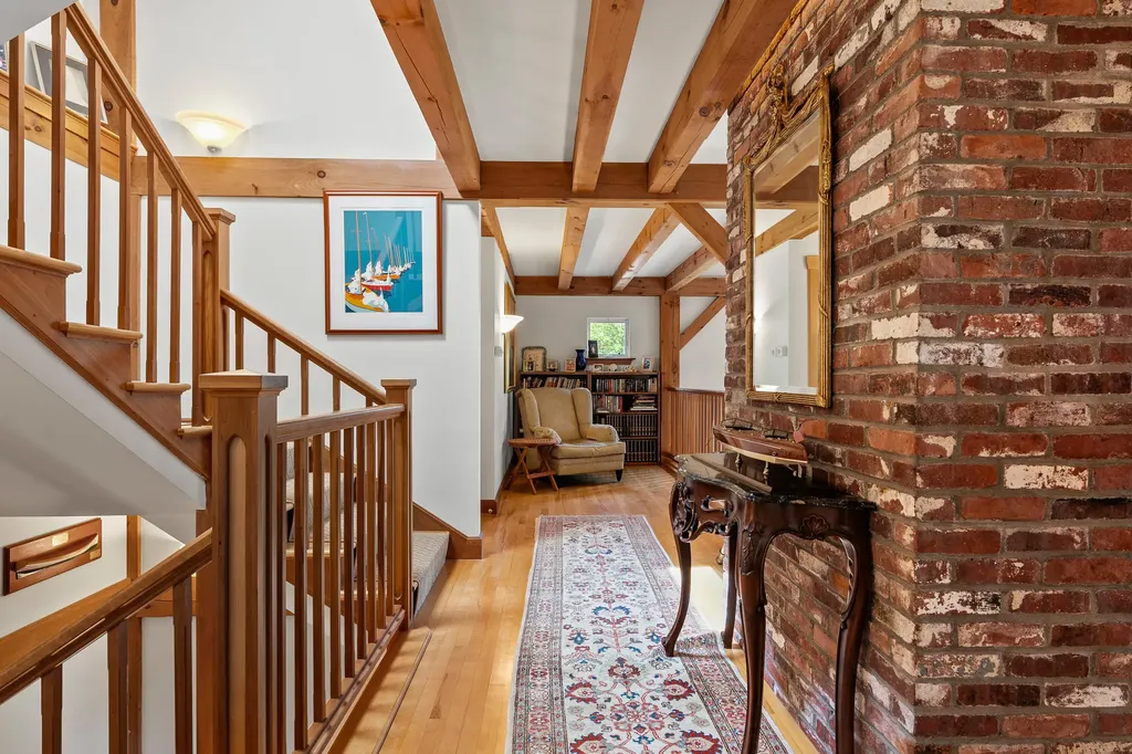 93 Governors Point Road Harpswell ME 04079