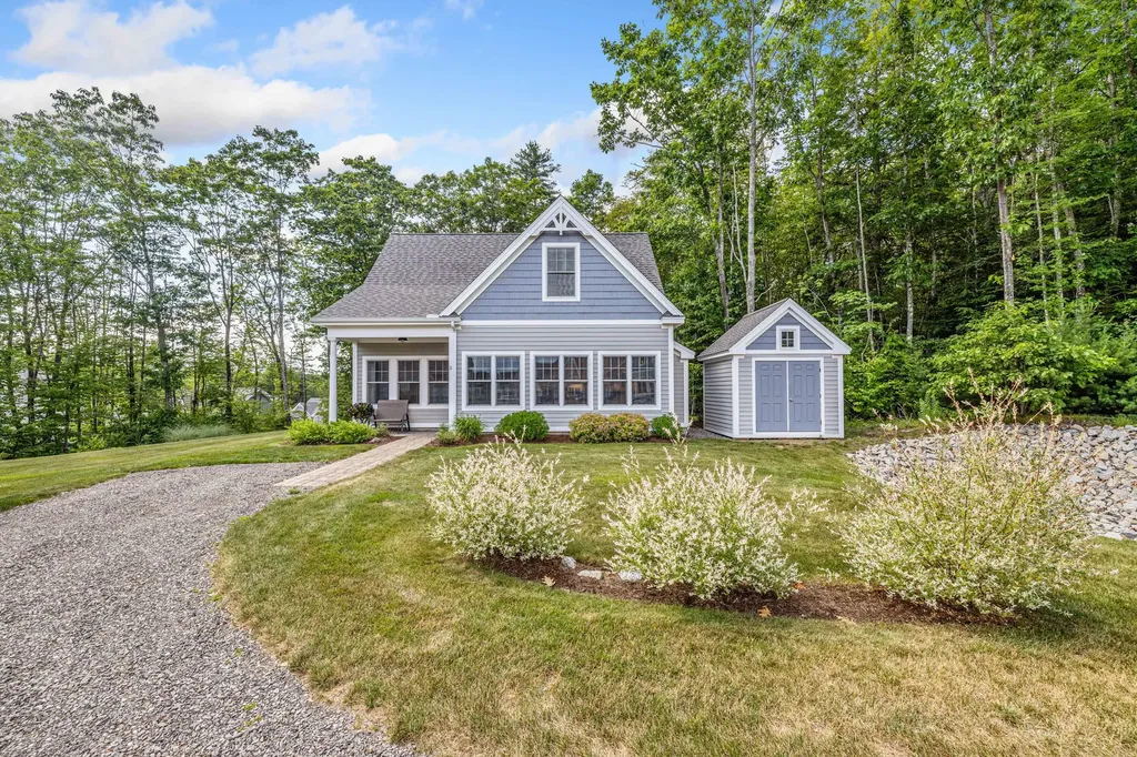 11 Kings Pine Lane Arundel ME 04046