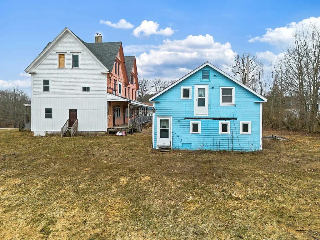 1135 E Pittston Road Pittston ME 04345