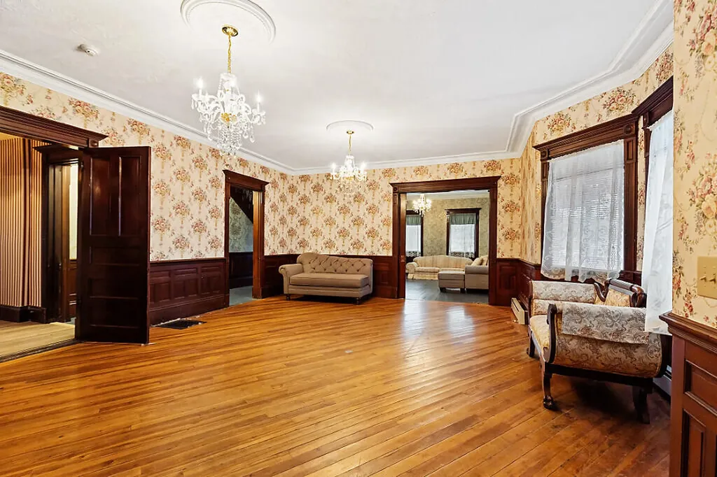 1135 E Pittston Road Pittston ME 04345