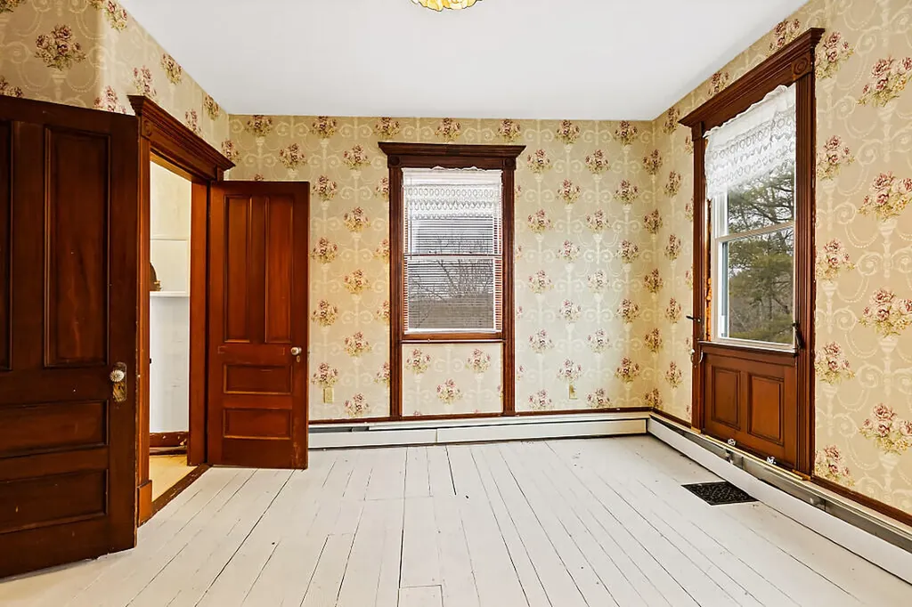 1135 E Pittston Road Pittston ME 04345