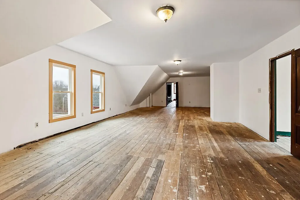 1135 E Pittston Road Pittston ME 04345