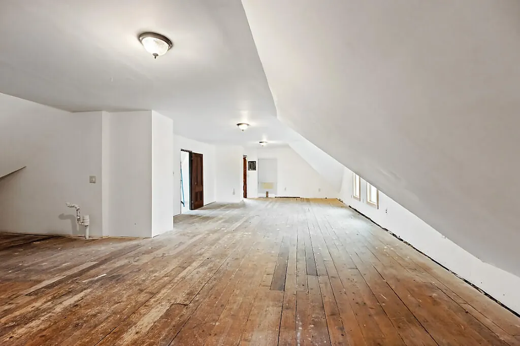 1135 E Pittston Road Pittston ME 04345