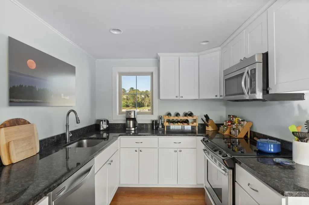 45 Little Island Road Harpswell ME 04066