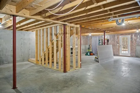 6 Oak Woods Drive Hiram ME 04041