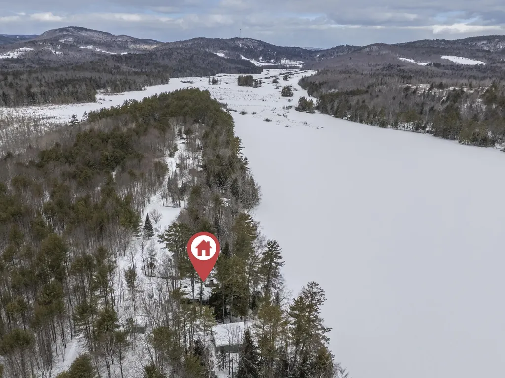 45 Point Lane Norway ME 04268