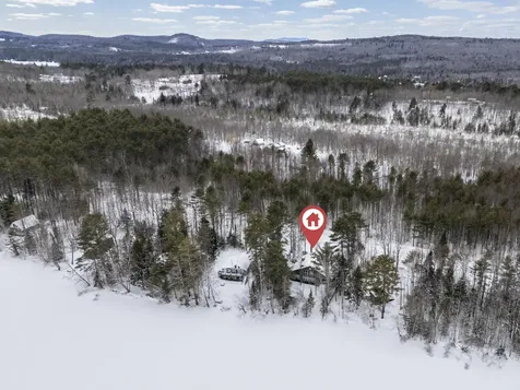 45 Point Lane Norway ME 04268