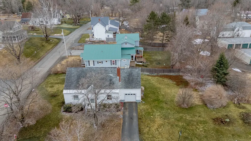 479 Essex Street Dover-foxcroft ME 04426