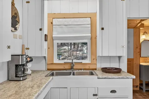 25 Katheryn Boulevard Casco ME 04015