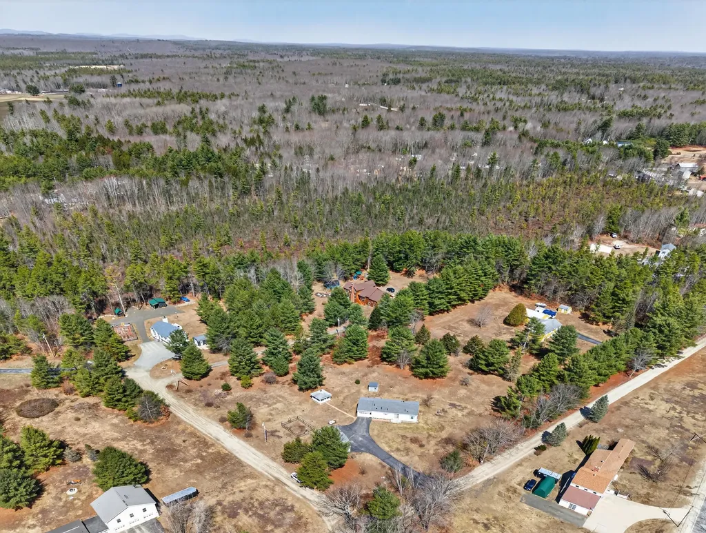 23 Old Post Road Lyman ME 04002