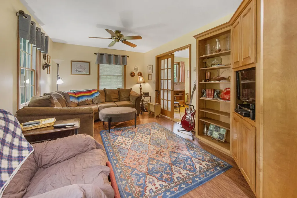 69 Cottage Street Hampden ME 04444