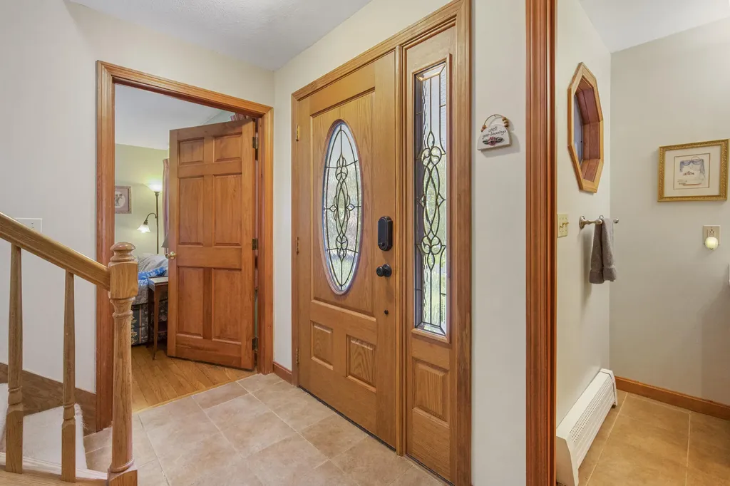 69 Cottage Street Hampden ME 04444
