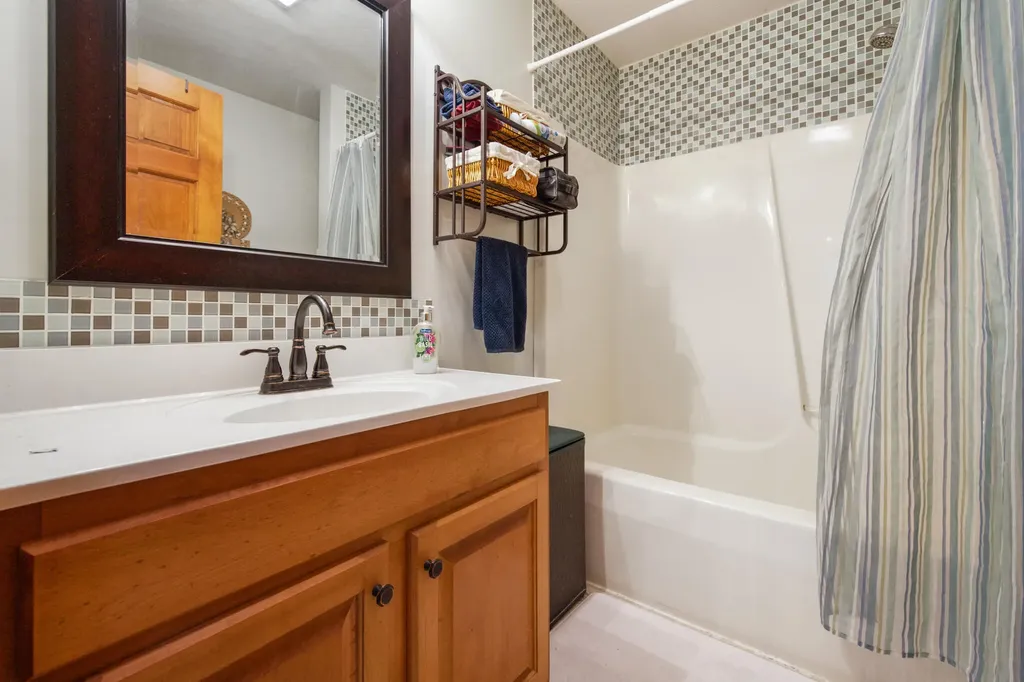 69 Cottage Street Hampden ME 04444