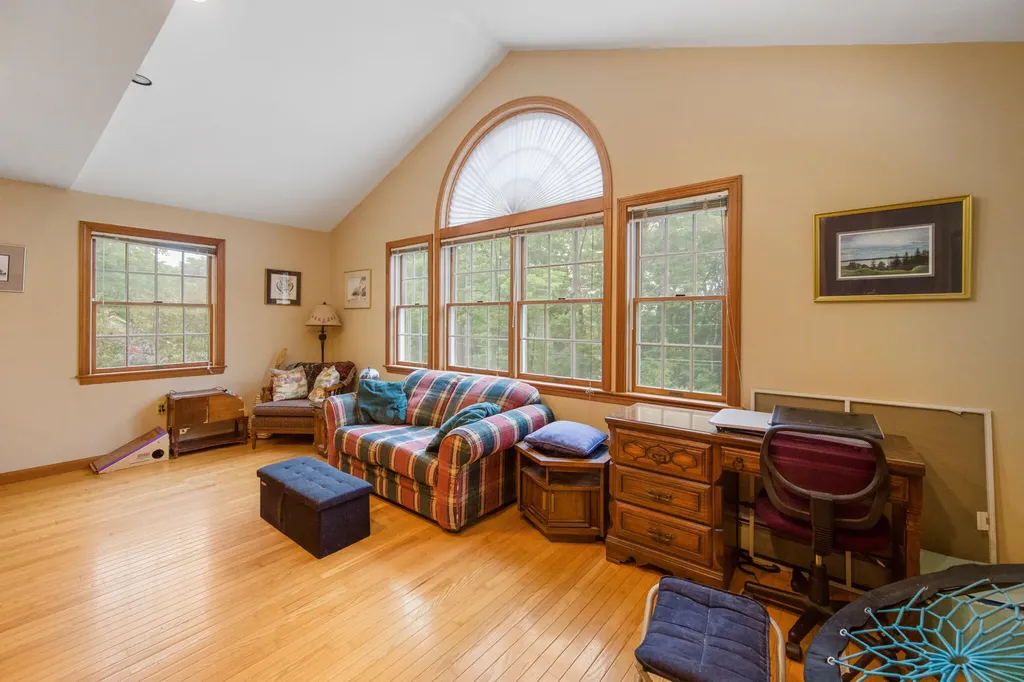 69 Cottage Street Hampden ME 04444