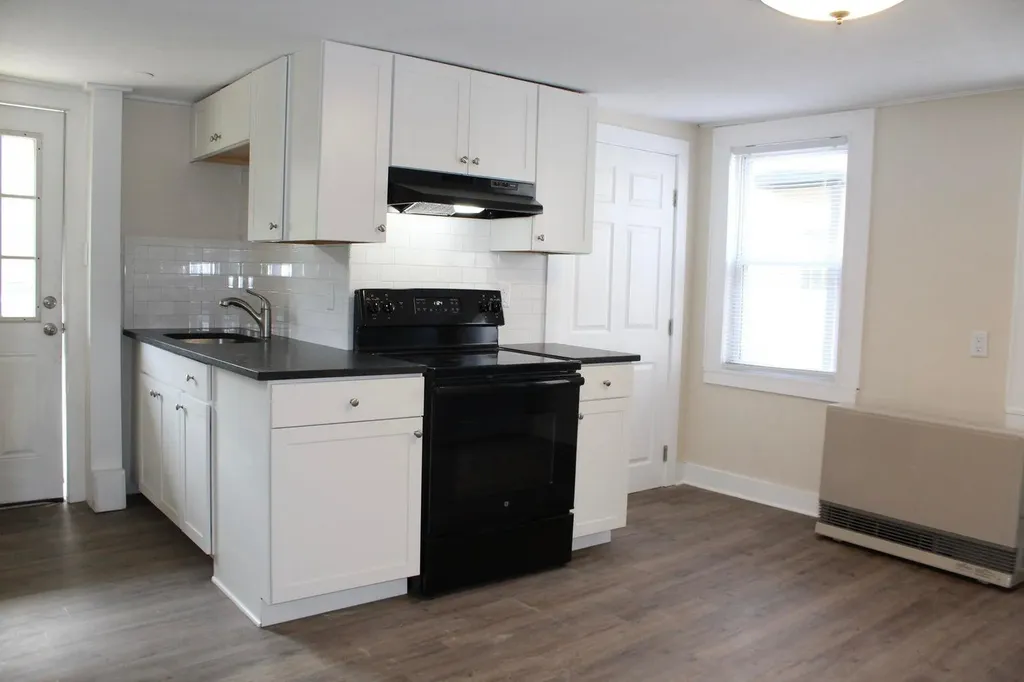23 Foss Street Biddeford ME 04005