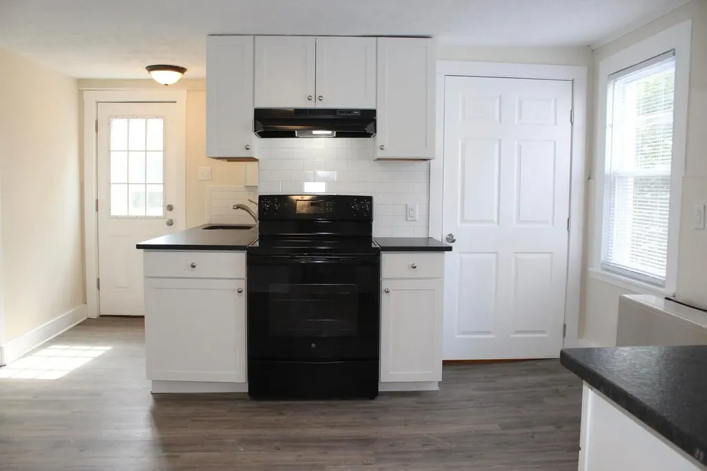 23 Foss Street Biddeford ME 04005