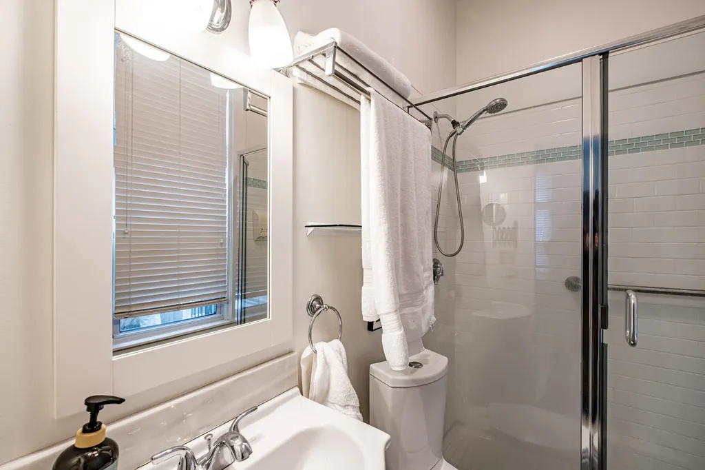 46 Avon Street Portland ME 04101