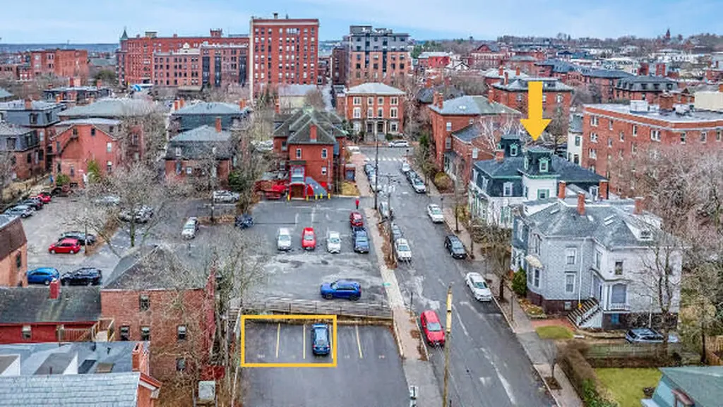 46 Avon Street Portland ME 04101