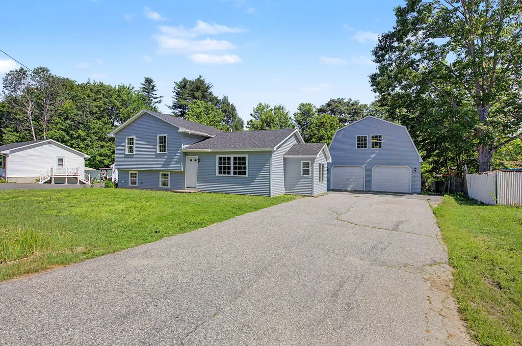 23 Dumas Street Lisbon ME 04252
