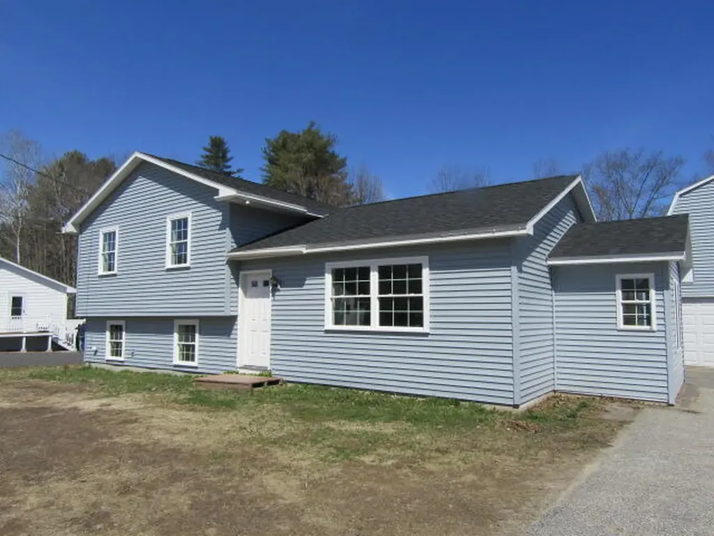 23 Dumas Street Lisbon ME 04252