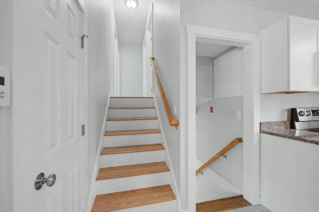 23 Dumas Street Lisbon ME 04252