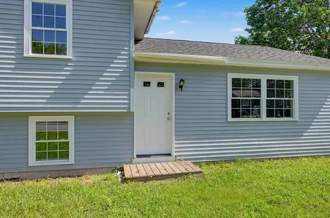 23 Dumas Street Lisbon ME 04252